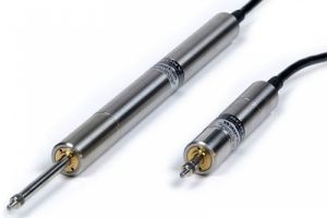 當位移傳感器出現故障時我們該如何解決？